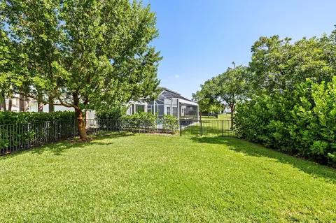 Exterior - 1131 Verde Ct, Lighthouse Point, FL 33064 photo 2 of 2