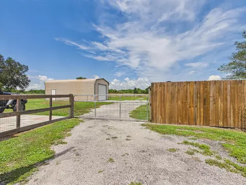 8615 SE 57th Dr, Okeechobee, FL 34974 photo 21