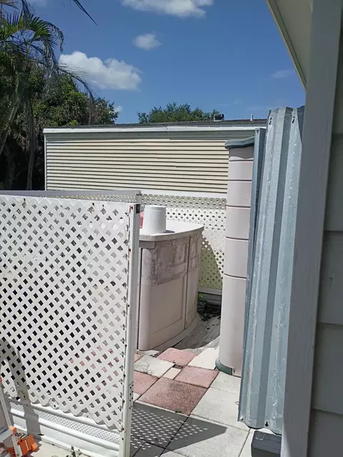 2788 SW Thunderbird Trl, Stuart, FL 34997 photo 12