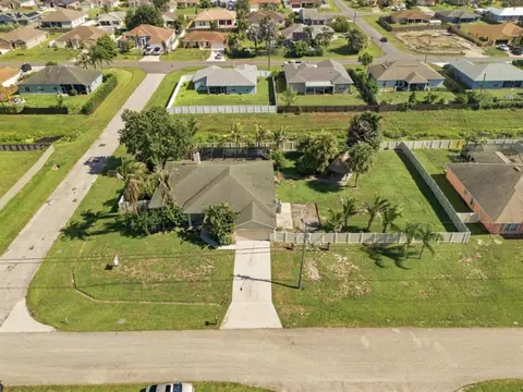 499 SW Millard Dr, Port Saint Lucie, FL 34953