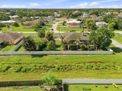499 SW Millard Dr, Port Saint Lucie, FL 34953