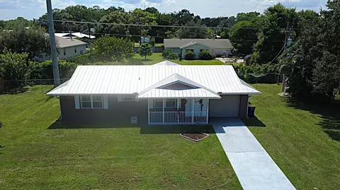 5572 SE Cable Dr, Stuart, FL 34997