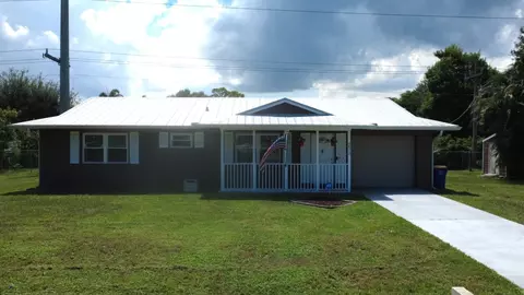Exterior - 5572 SE Cable Dr, Stuart, FL 34997 photo 4 of 4