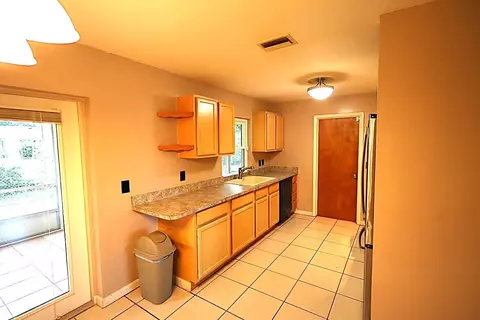 Kitchen - 5572 SE Cable Dr, Stuart, FL 34997 photo 2 of 2