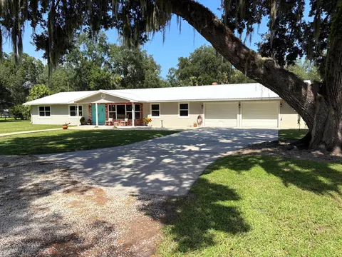 Exterior - 2160 SW 28th Ave, Okeechobee, FL 34974 photo 2 of 14