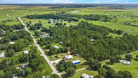 View/Area - 2600 NE 103rd Ave, Okeechobee, FL 34974 photo 3 of 5