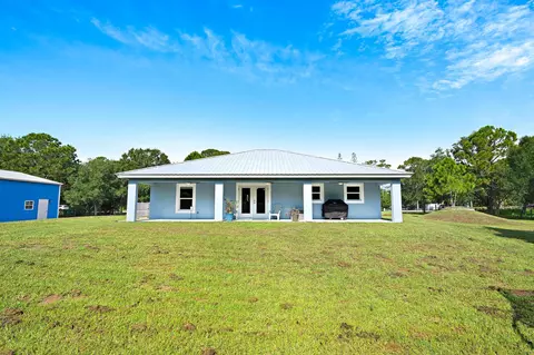 Exterior - 2600 NE 103rd Ave, Okeechobee, FL 34974 photo 9 of 9
