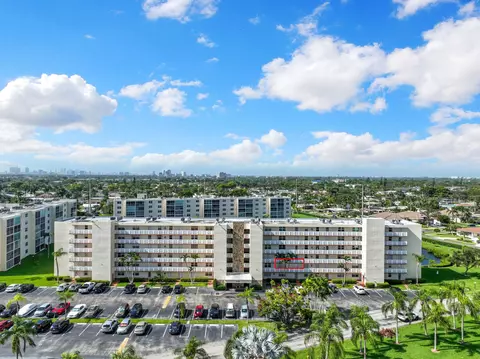View/Area - 311 SE 3rd St SE #207, Dania Beach, FL 33004 photo 2 of 11