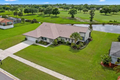 2101 SErwin Rd, Port Saint Lucie, FL 34952