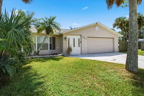 681 Layport Dr, Sebastian, FL 32958