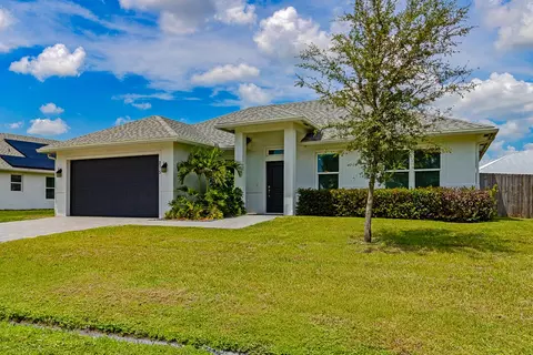 275 SW Elderberry Dr, Port Saint Lucie, FL 34953