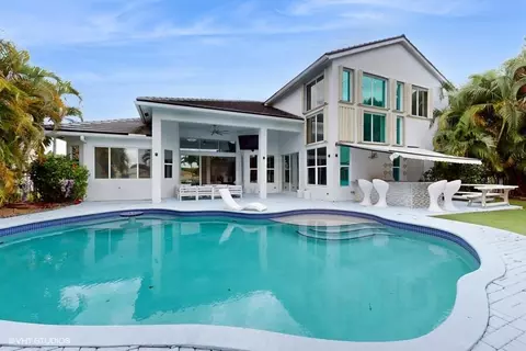 11910 Osprey Point Cir, Wellington, FL 33449