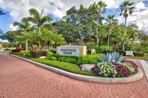 523 Prestwick Cir, Palm Beach Gardens, FL 33418