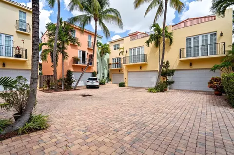 1123 NE 18th Ave, Fort Lauderdale, FL 33304