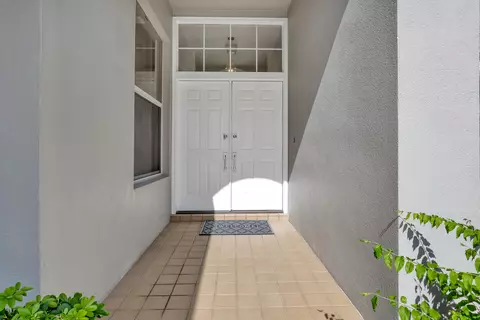 Entry Way - 204 S Hampton Dr, Jupiter, FL 33458 photo 1 of 2