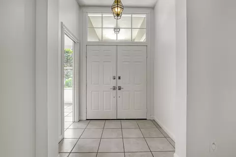 Entry Way - 204 S Hampton Dr, Jupiter, FL 33458 photo 2 of 2