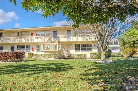 13 Northampton A, West Palm Beach, FL 33417