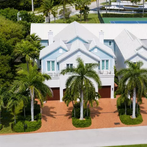 5 Adams Rd, Ocean Ridge, FL 33435