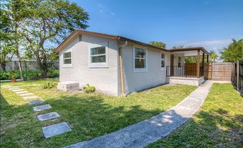 2960 Chickamauga Ave, West Palm Beach, FL 33409