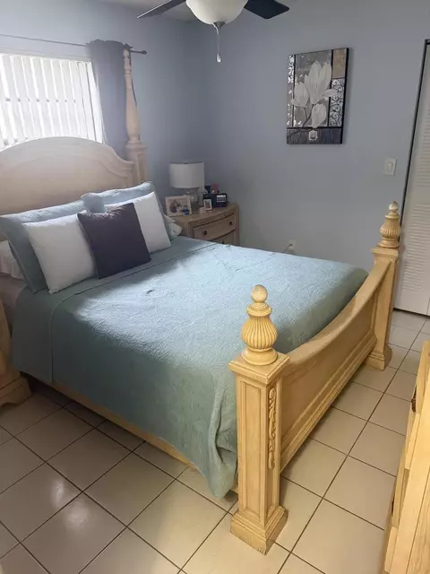 Bedroom - 4349 W 10th Ave, Hialeah, FL 33012 photo 1 of 2
