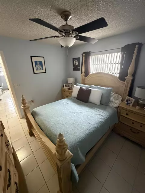Bedroom - 4349 W 10th Ave, Hialeah, FL 33012 photo 2 of 2