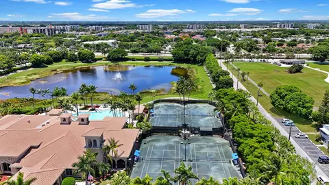 7100 Demedici Cir, Delray Beach, FL 33446