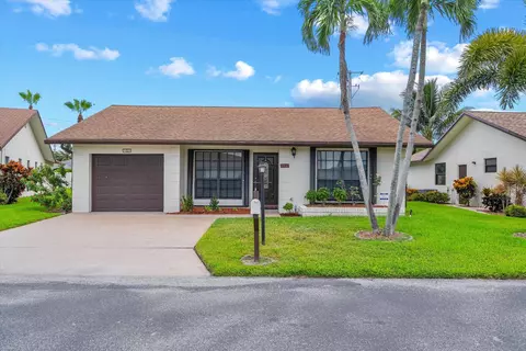6510 Olivewood Cir, Greenacres, FL 33463