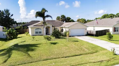 1042 SW Dartmouth Ave, Port Saint Lucie, FL 34953