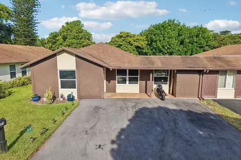 2075 SW 72nd Ave, Davie, FL 33317