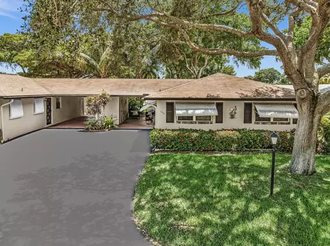 506 Sandpiper Cir, Delray Beach, FL 33445