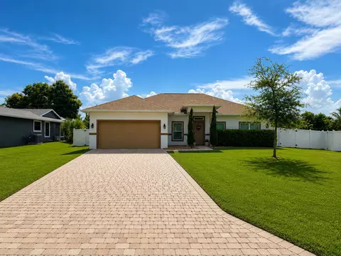 1367 SW Chase Rd, Port Saint Lucie, FL 34953