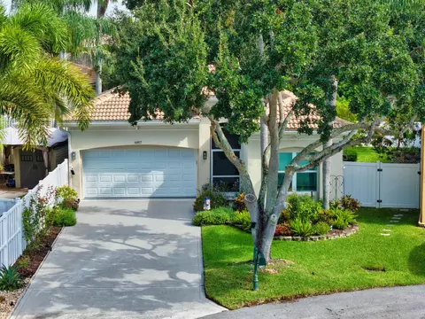 6817 NW 32nd Ct, Margate, FL 33063