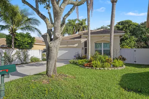 6817 NW 32nd Ct, Margate, FL 33063