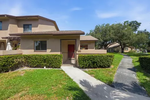 2267 NW 37th Ave, Coconut Creek, FL 33066