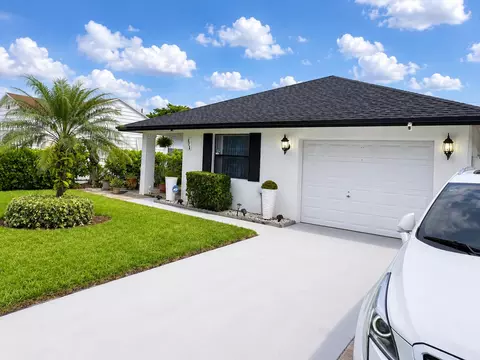 821 Hampton Rd, West Palm Beach, FL 33405
