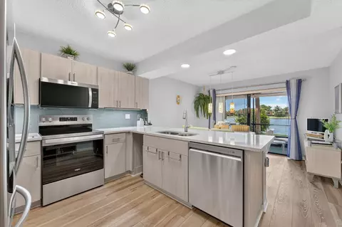 1648 Coral Ave, North Lauderdale, FL 33068