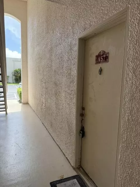 1500 N Congress Ave #A57, West Palm Beach, FL 33401