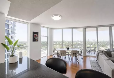 111 SE 8th Ave #1402, Fort Lauderdale, FL 33301