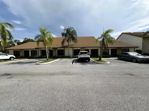 1040 Parkside Green Dr #C, Greenacres, FL 33415