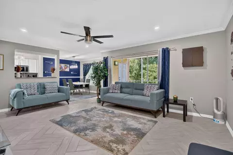 2300 NW 33rd St #904, Oakland Park, FL 33309