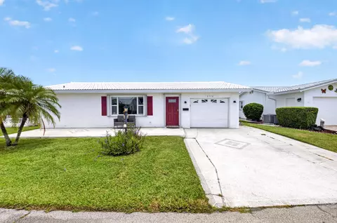 2116 SW 22nd Ct, Boynton Beach, FL 33426