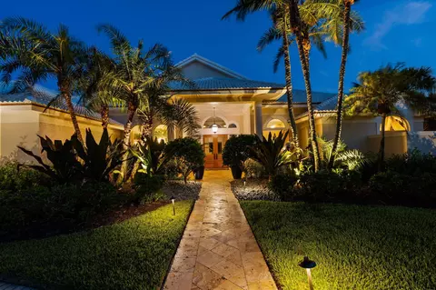 6854 SE Isle Way, Stuart, FL 34996 photo 2