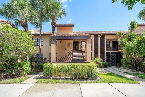 11223 Aspen Glen Dr, Boynton Beach, FL 33437