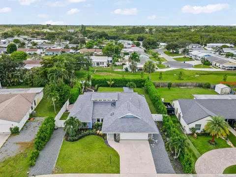 View/Area - 1102 Kriss Ln, Jupiter, FL 33458 photo 2 of 10