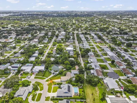 View/Area - 1102 Kriss Ln, Jupiter, FL 33458 photo 10 of 10