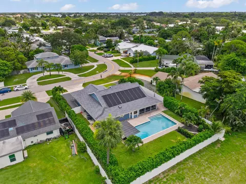 View/Area - 1102 Kriss Ln, Jupiter, FL 33458 photo 7 of 10