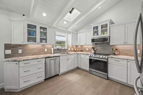 Kitchen - 1102 Kriss Ln, Jupiter, FL 33458 photo 2 of 4