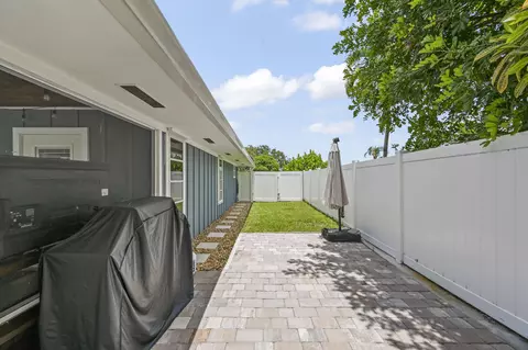 Exterior - 1102 Kriss Ln, Jupiter, FL 33458 photo 7 of 8