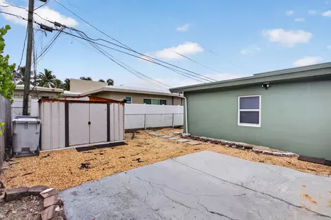 Exterior - 3404 Spring St, Pompano Beach, FL 33062 photo 7 of 12