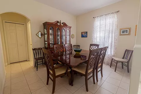 2742 SW Slade Pl, Port Saint Lucie, FL 34953